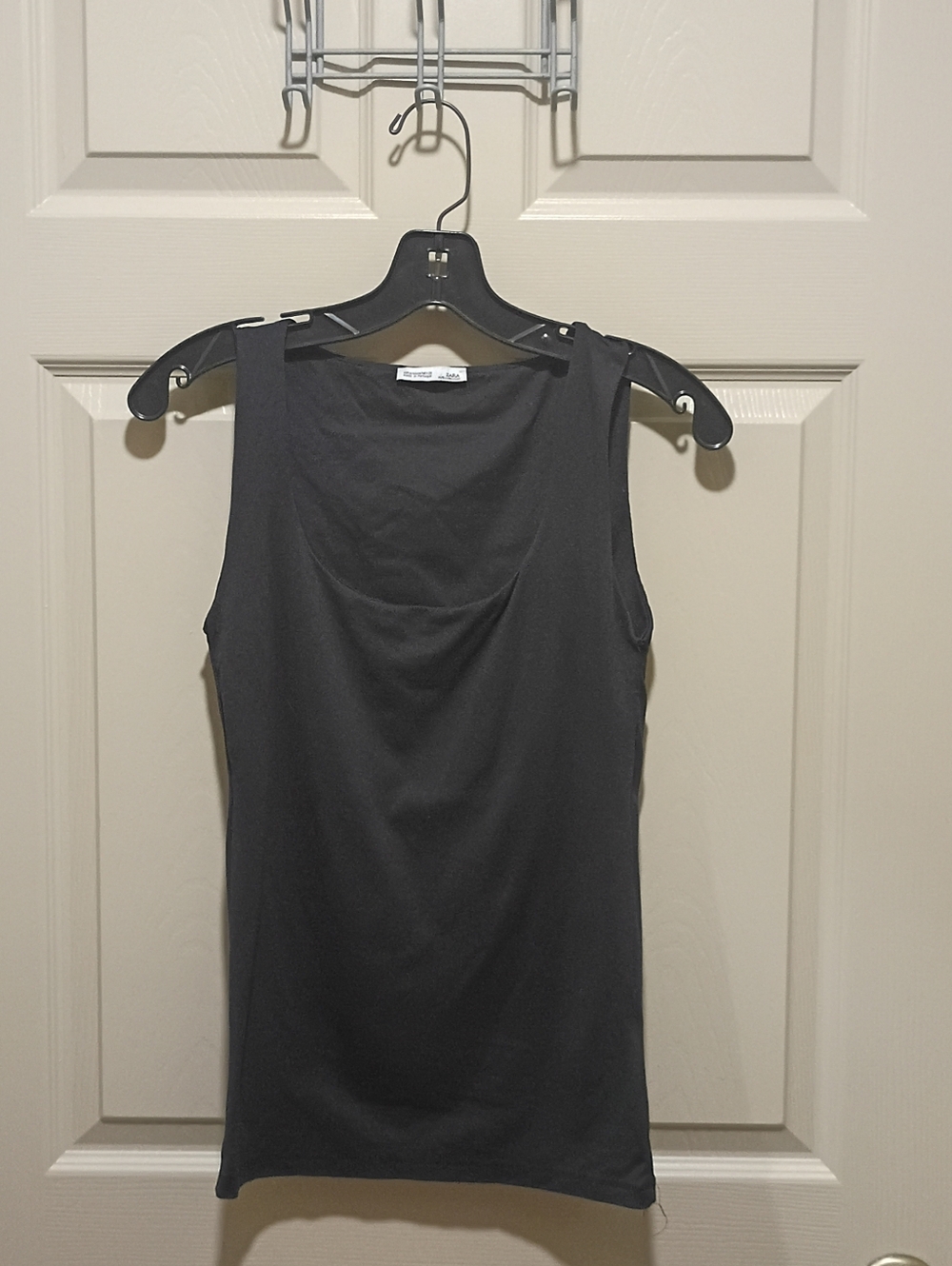 Zara Basic Collection Tank Top Women Black Scoop Neck Sleeveless Stretch medium